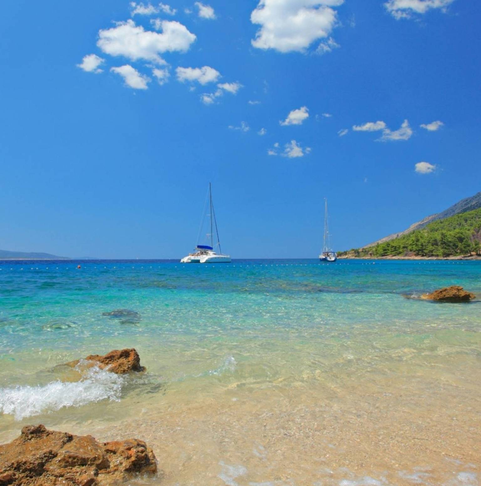 Swimming in paradise — Hvar