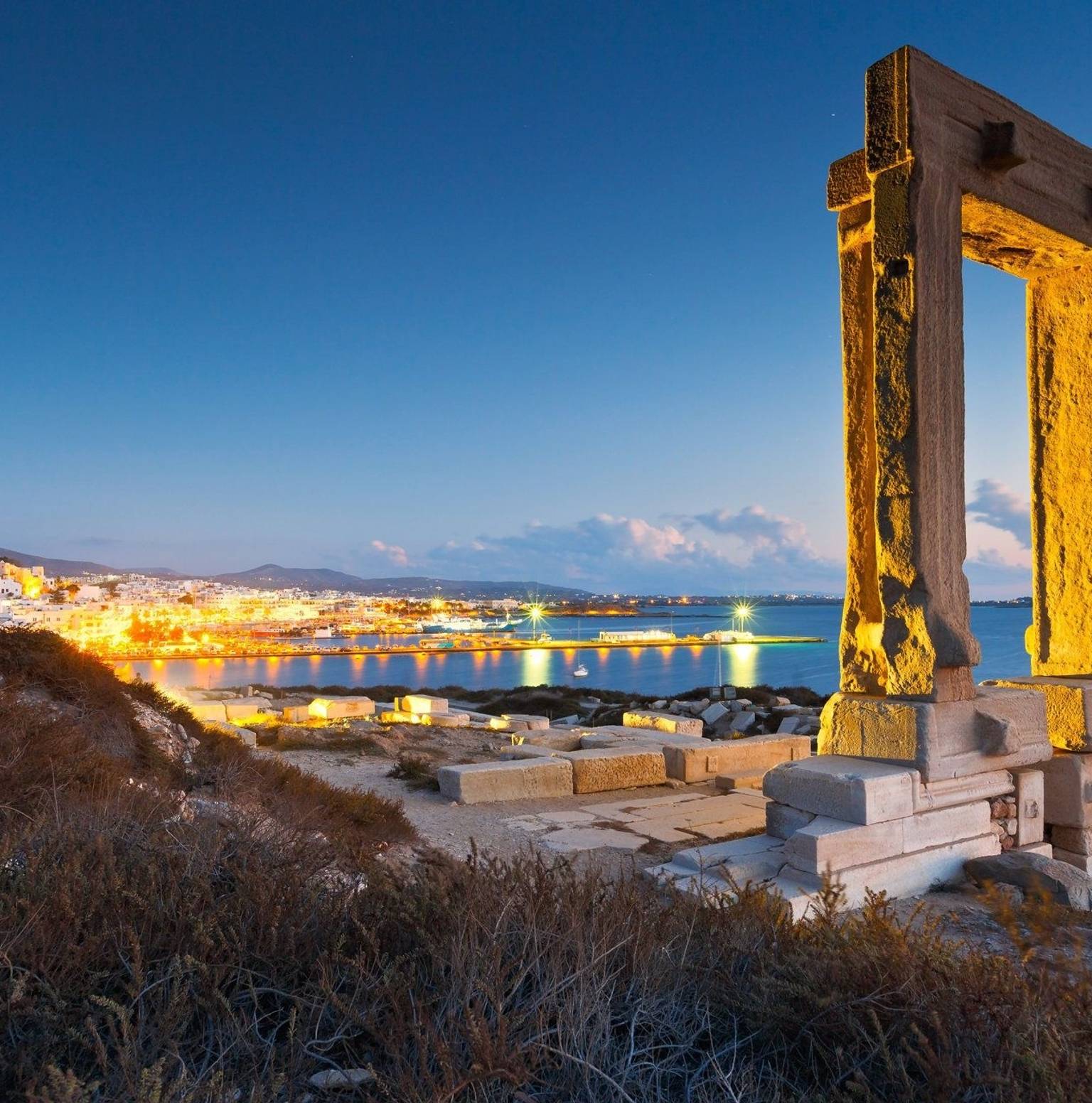 Athens / Naxos — Piraeus