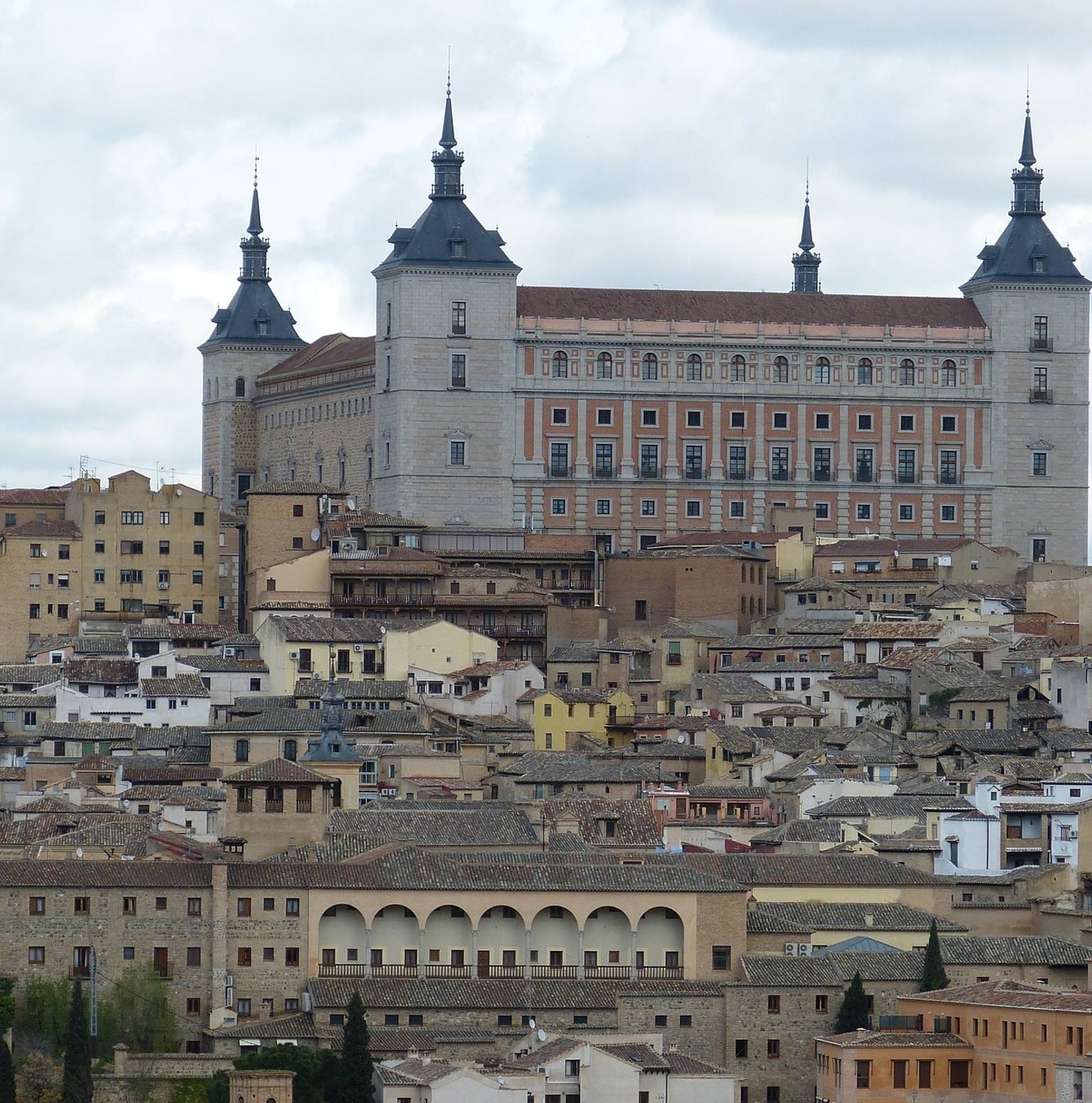 (MONDAY) GRANADA - TOLEDO - MADRID (446kms) — Granada