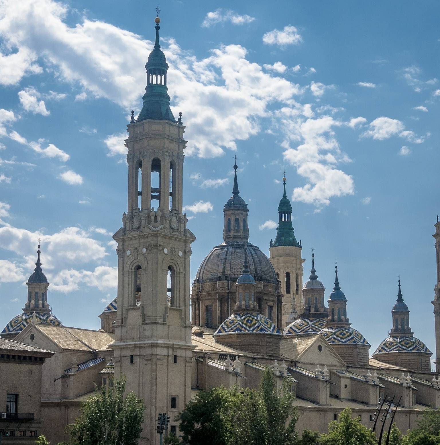 BARCELONA-ZARAGOZA- PAMPLONA (490 kms) — Barcelona