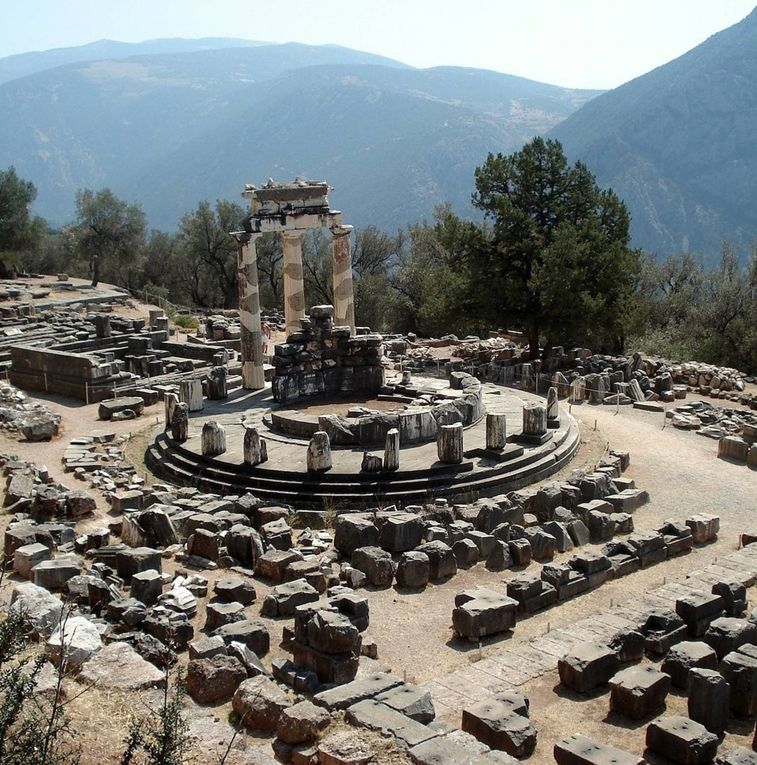 Olympian Zeus - Ancient Stadium & Archaeological Museum / Heliad / Achaia — Olympia