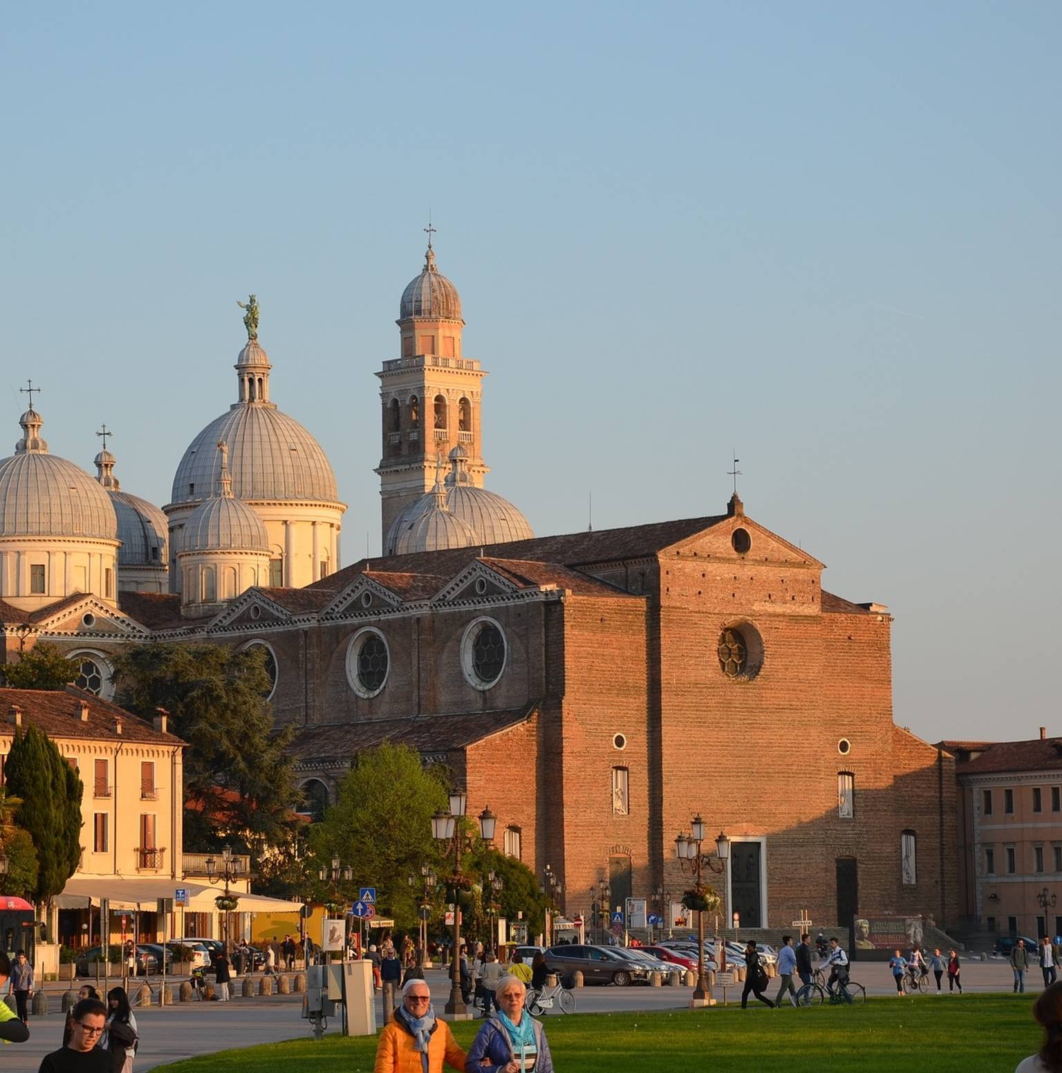 Beautiful Venice - Piazza San Marco - Palazzo dei Dogi - Bridge of Sighs — Venice