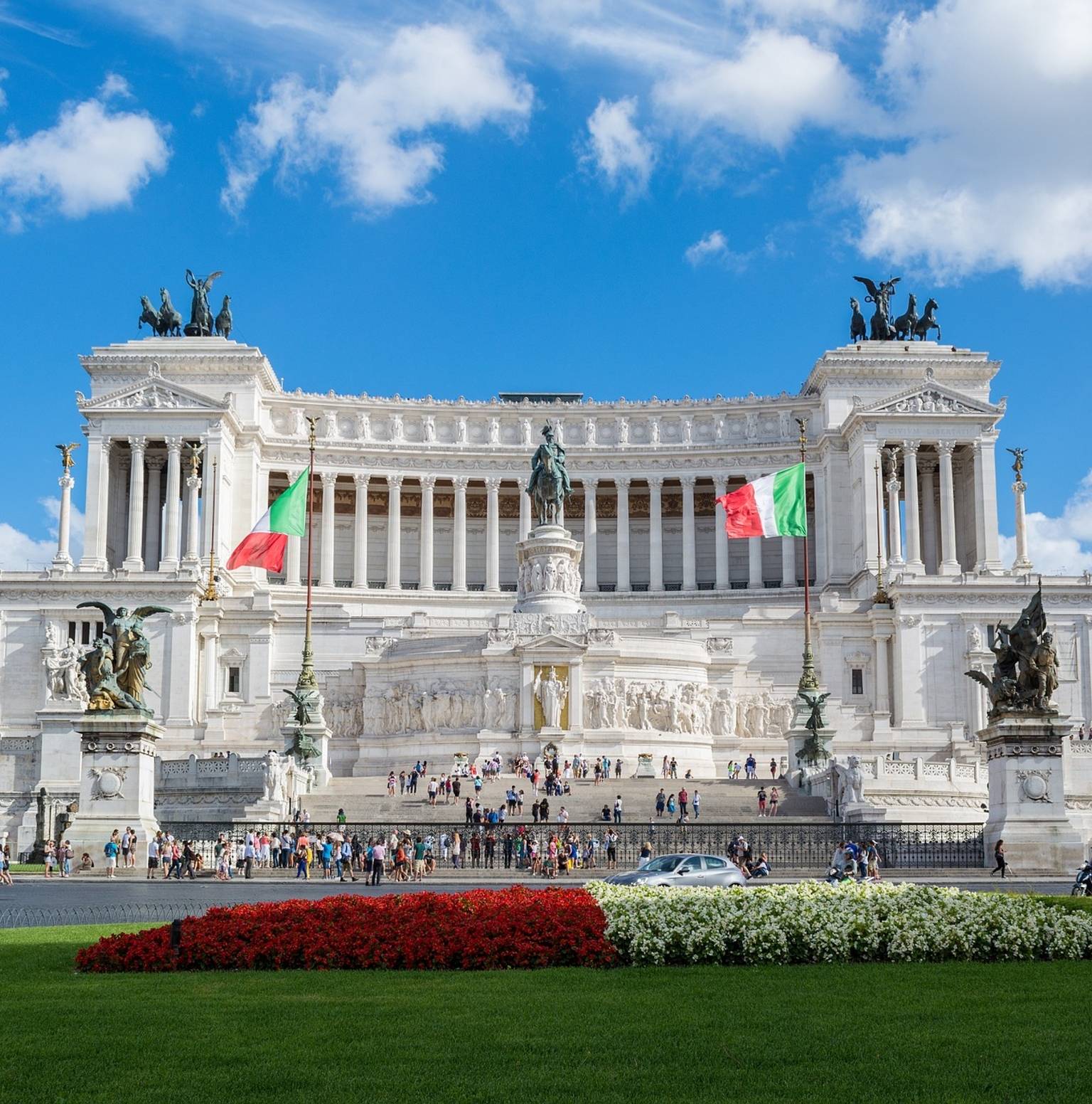 Welcome to Rome & Rome Hop-On Hop-Off ticket — Rome