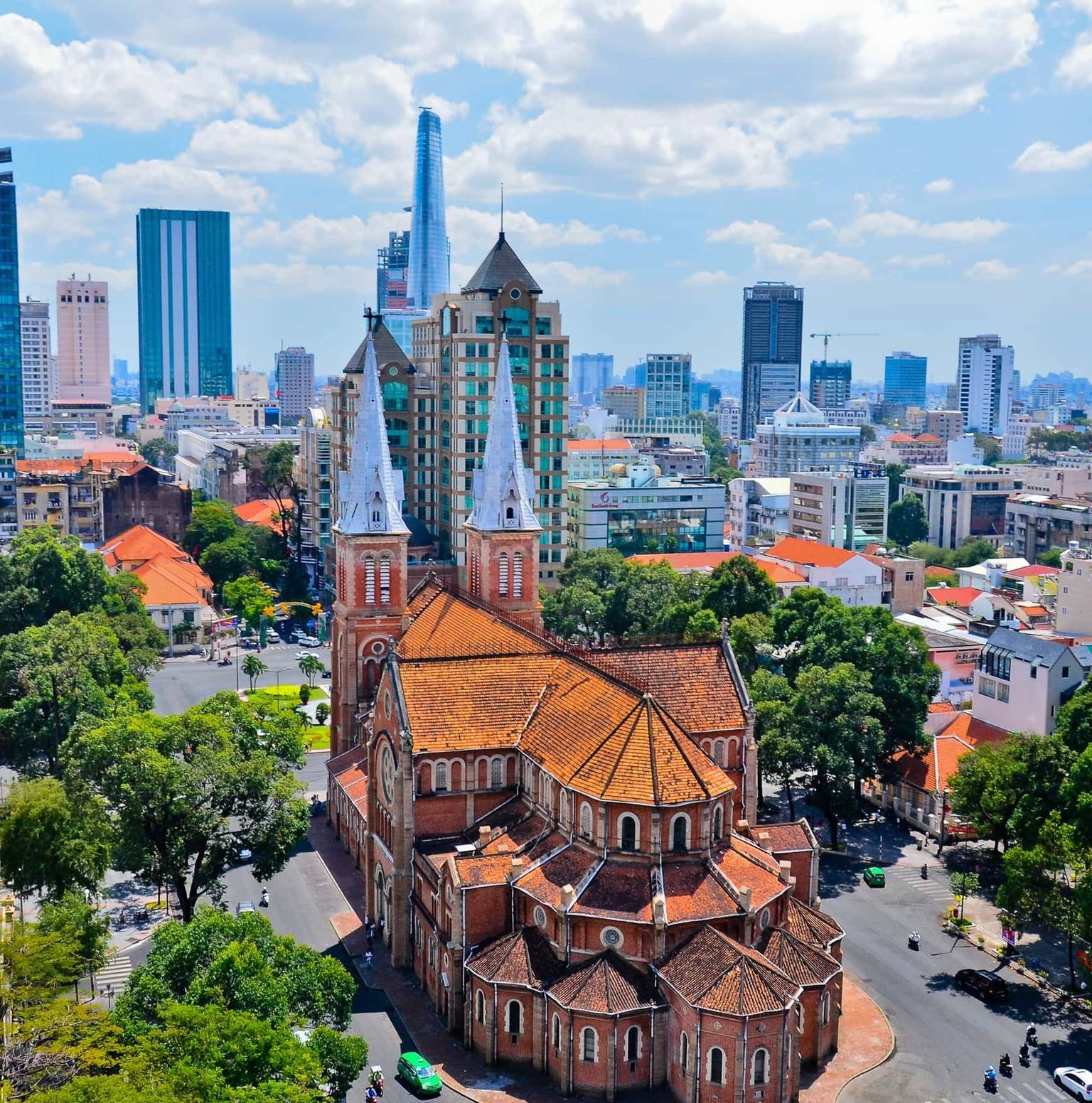 Hoi An fly to Ho Chi Minh (B) — Hoi An
