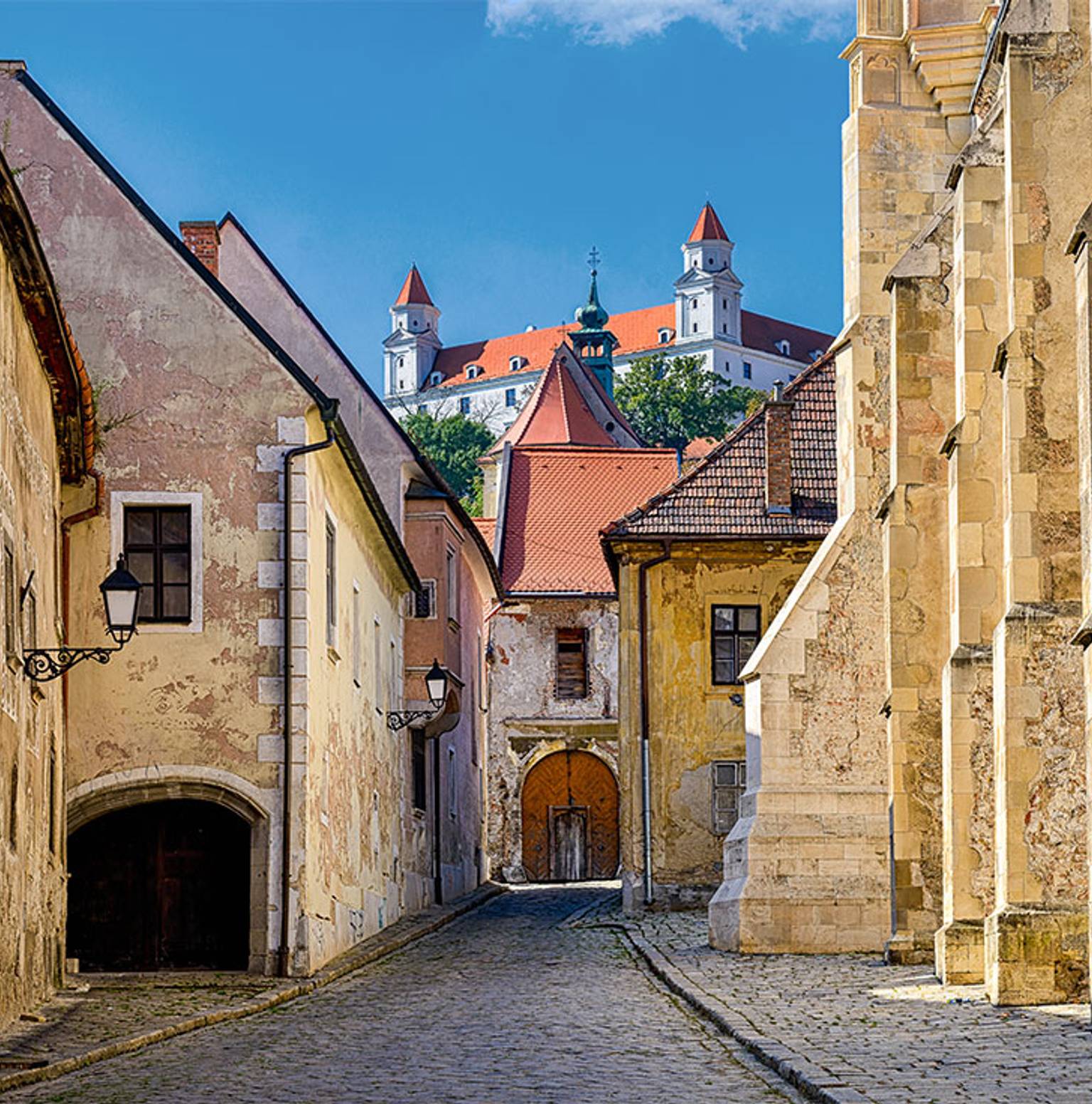 Bratislava — Bratislava