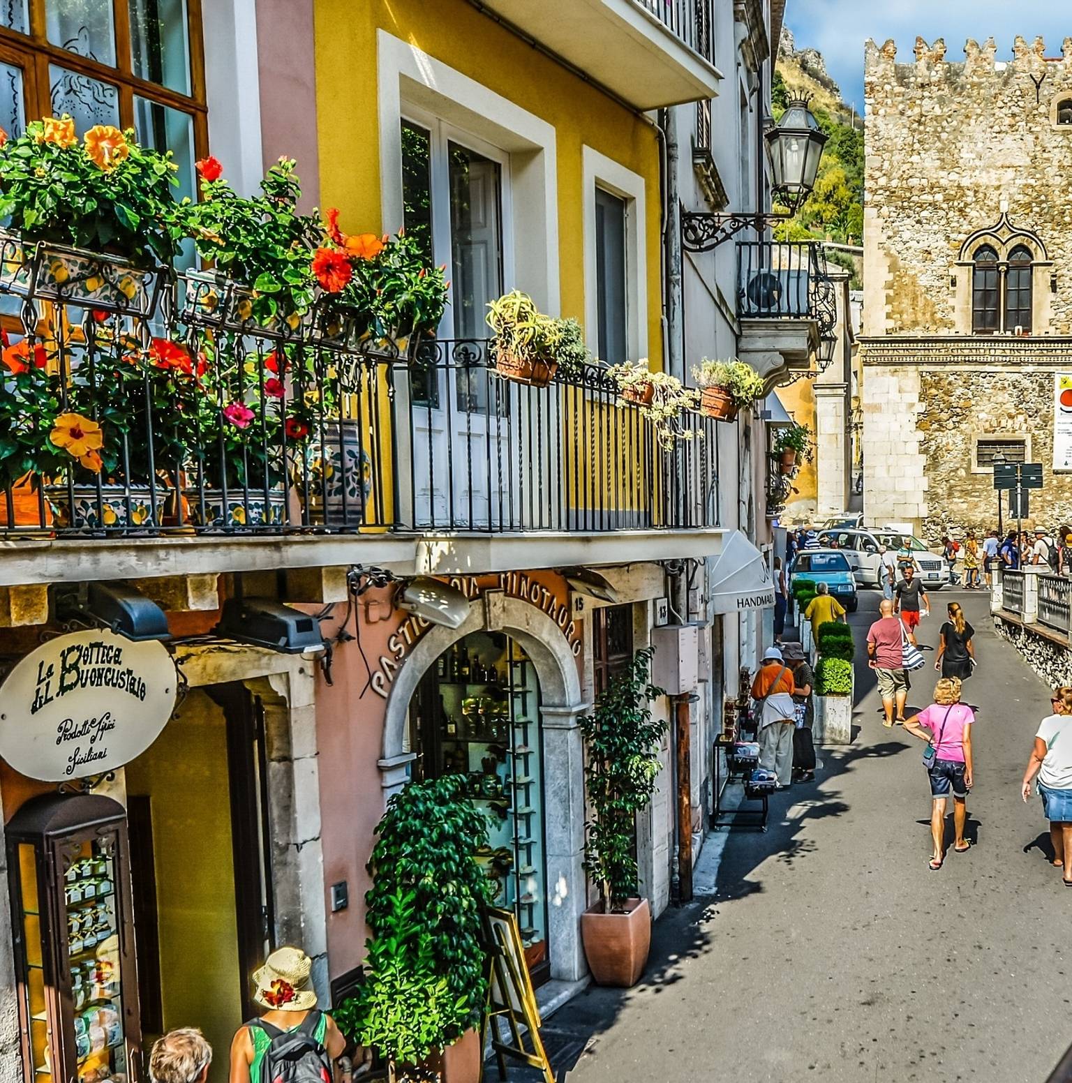 Etna & Taormina Expedition — Catania