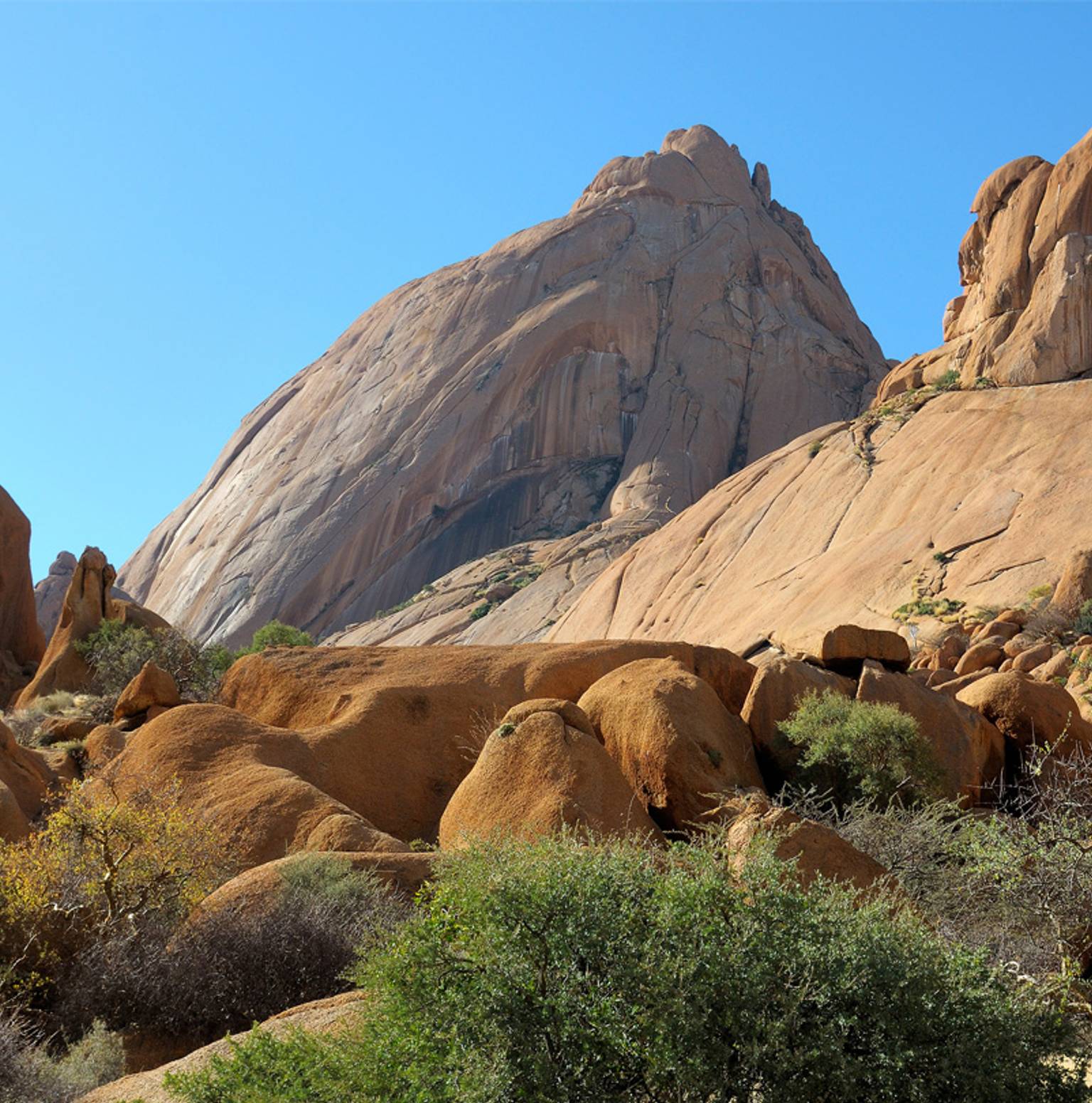 Swakopmund/Spitzkoppe (1B, 1L, 1D) — Swakopmund