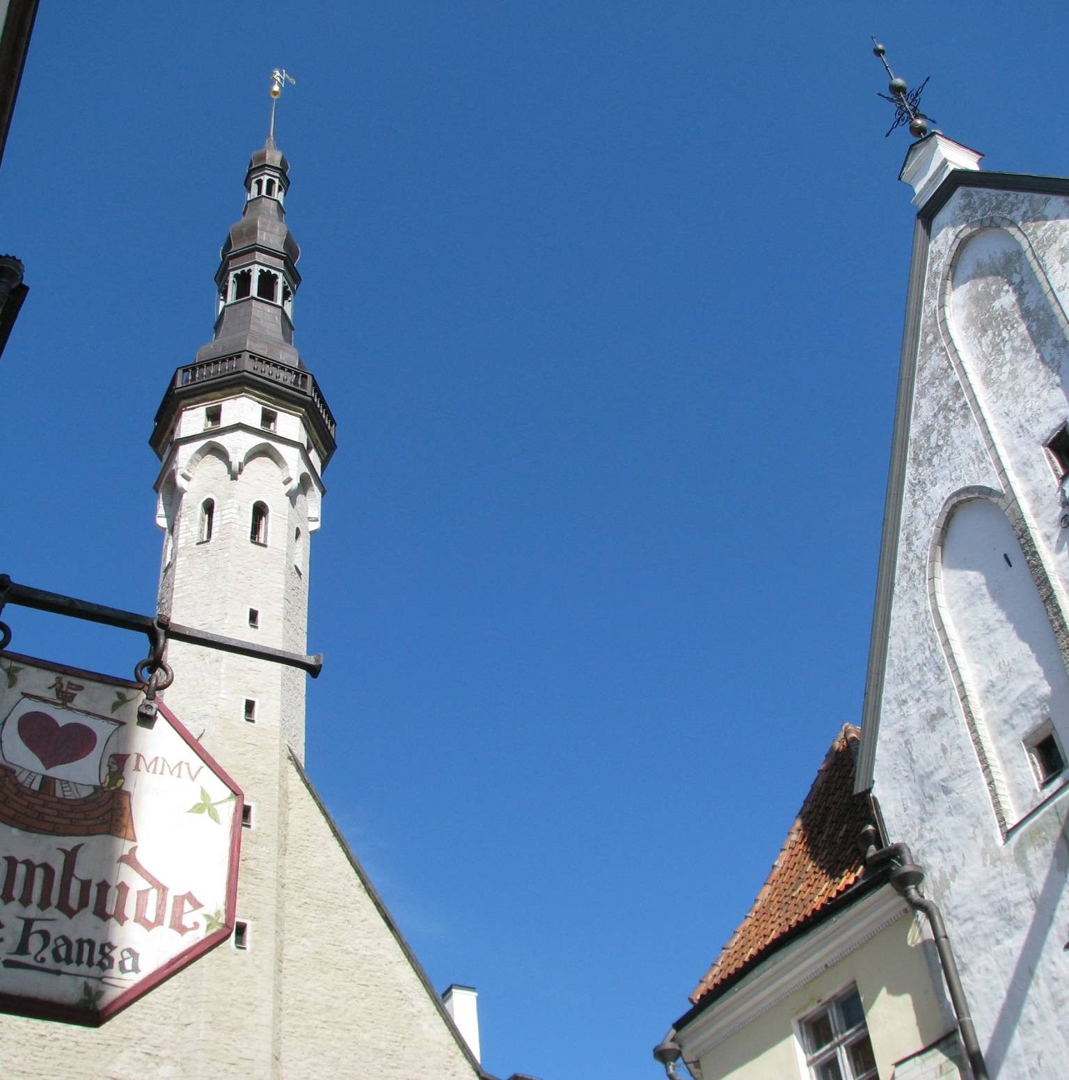 (Estonia): Along the Baltic coast to TALLINN (cycling ~40 km/25 miles, by bus ~200 km, by ferry 6 km) — Kuressaare