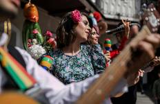 Der Geschmack Spaniens: : 11 Tage in Madrid, Sevilla, Granada und Barcelona Reise