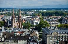 Circuit Les plus beaux marchés de Noël lors d\'une croisière en Alsace - Strasbourg, Colmar, des mets délicieux et des lumières festives pendant la période précédant les fêtes de fin d\'année (croisière de port à port). (4 destinations)