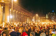 Edinburgh for Hogmanay (NYE) (Start London)