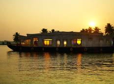 Best of Southern India with Houseboat Stay Tour