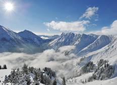 Wandern im Winter im österreichischen Tirol Rundreise
