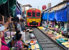 Small Group: Damnoen Floating market & Train market Tour
