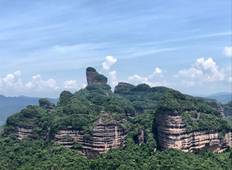 Gulong Canyon, Peak Corridor und Mount Danxia (ab Guangzhou) - Privatrundreise - 3 Tage Rundreise