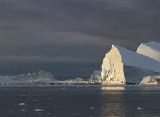 Canada\'s afgelegen noordpoolgebied: Noordwestelijke Doorvaart naar Ellesmere en Axel Heiberg Eilanden, Bediend door Quark-rondreis