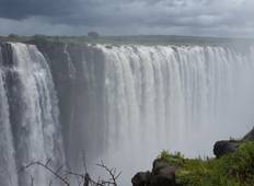 Hwange und Victoria Falls Rundreise