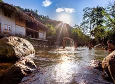 Wellness-Retreat-Erlebnis in der Topas Riverside Lodge Sapa Rundreise