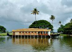 Rejuvenating Kerala - Munnar, Thekkady & Alleppey !! (A Budget Friendly Tour) Tour
