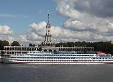 Entdecken Sie Moskau - das weltweit führende Reiseziel - an Bord des 4*-Schiffes Nischni Nowgorod Rundreise
