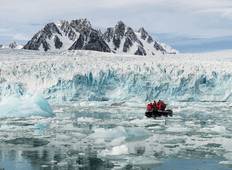 Eisberge, Fjorde, Eisbären und die arktische Tierwelt Rundreise