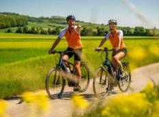 Weinviertel Sternfahrt | Raderlebnis trifft auf Wein & Wellness im Retzer Land Rundreise