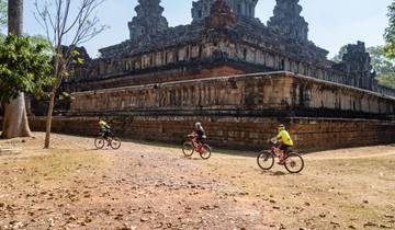 Aventure cycliste à Angkor : Temples de la jungle et pistes fluviales