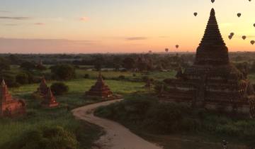 Travel to relax with Day cruise between Mandalay-Bagan Tour