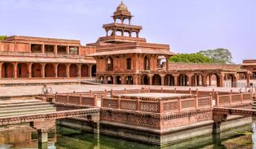 Explore Agra With Fatehpur Sikri Full Day From Agra Tour