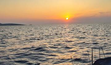 6-Day Sailing Yoga & SUP in the Greek Islands with Overnight Hotel Stays