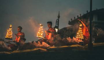 Varanasi Voyage: 3-Day Private Tour from Delhi with Flights & Hotels Tour