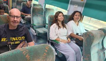 Express Taj Mahal Day Trip: Delhi to Agra by India\'s Superfast Train Tour