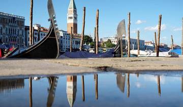 Lakes & Lagoon: Como, Lake Garda & Venice, 6 days private tour Tour