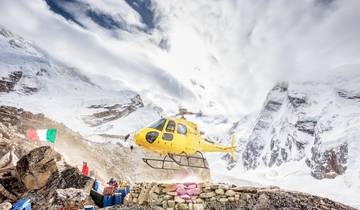 Circuito Visita de Katmandú a Pokhara con vuelo panorámico al Everest y excursión en helicóptero al campamento base del Annapurna