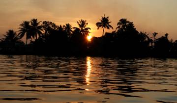 10 Days Romantic Beaches and Backwaters Tour of Kerela(ALL INCLUSIVE) Tour
