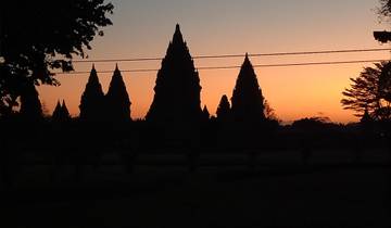 Yogyakarta Tours: See & Experience it ( Private & all Inclusive) 1st Class Traveling Tour
