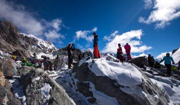 Everest Gokyo Lake Trek Tour