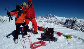 L\'île des trois sommets Lobuche et Kyajo Ri circuit