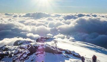 5 jours de voyage au sommet de l\'Afrique - Mont Kilimandjaro sur la route de Marangu circuit