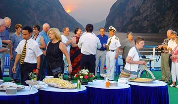 China Pandas & Yangtze River Cruise Tour