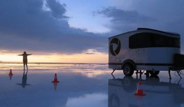 Circuit en camping de luxe, salines d\'Uyuni avec Trekking au volcan Tunupa depuis Uyuni. circuit