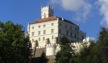 Balkan castles 13-days tour. Visit 17 castles & fortresses in Hungary, Croatia and Bosnia. Tour