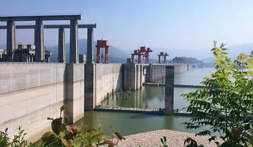 Yangtze River Deluxe Cruise 5D/4N from Yichang to Chongqing