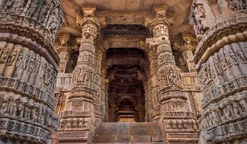 Oude wonderen van Gujarat – Verkenning van Modhera & Rani Ki Vav