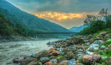 Dehradun à Haridwar & Rishikesh Transferts aéroport, hôtel, visites guidées