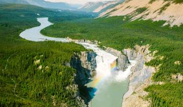 Discover Yukon & Northwest Territories Tour