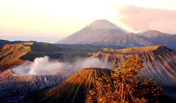 Tailor-Made Indonesia Tour of Volcano & Nature, Daily Departure Tour