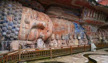 Chengdu to Chongqing Tour 6D: Panda Base, Sanxingdui, Dujiangyan, Dazu