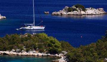 Private Sailing: Two islands adventure Tour