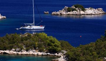 Private Sailing: Two islands adventure Tour